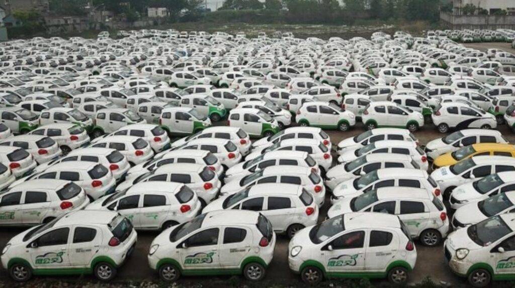 Huge dump of new electric cars in China